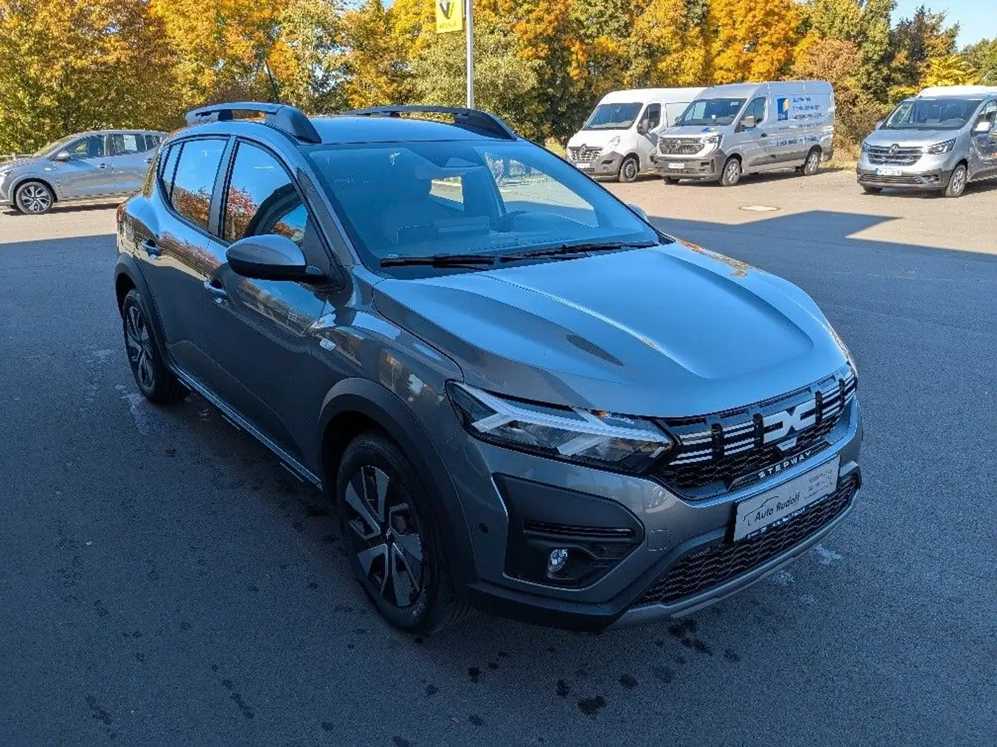 Dacia Sandero III Stepway Expression TCe90 Grau - 2