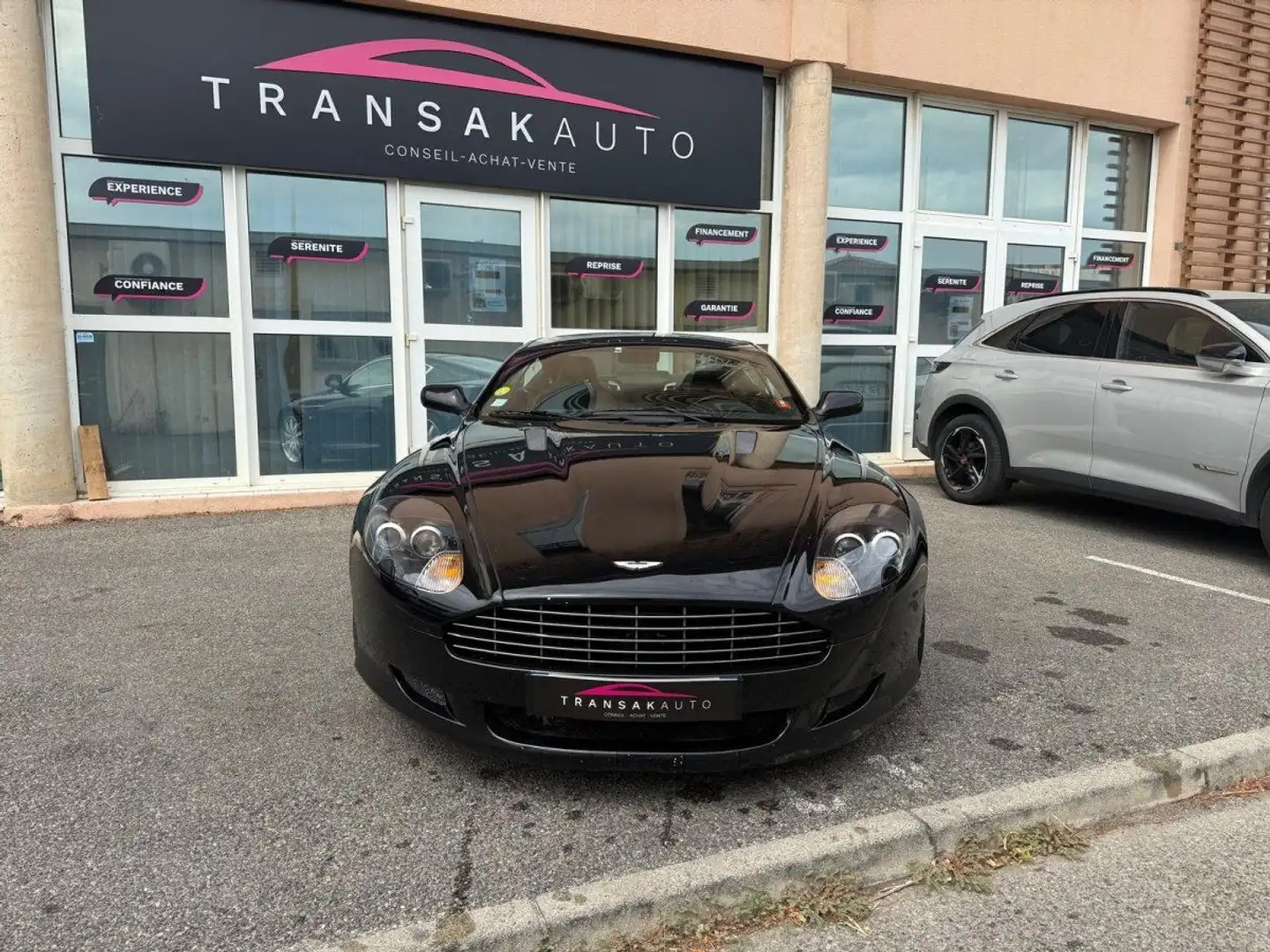 Aston Martin DB9 Vantage 6.0 V12 450 cv / SUIVI Negro - 2