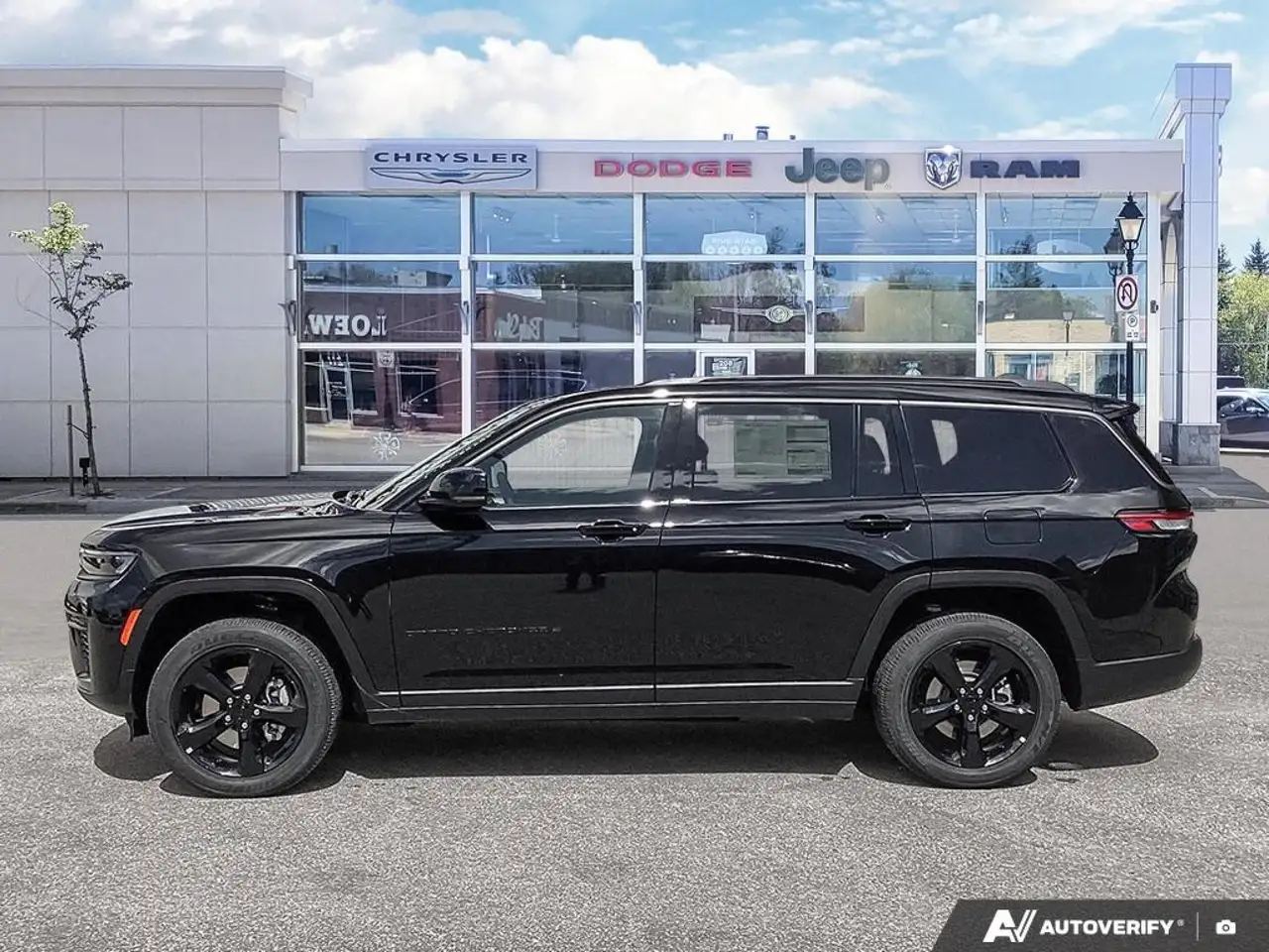 Jeep Grand Cherokee photo Jeep Grand Cherokee