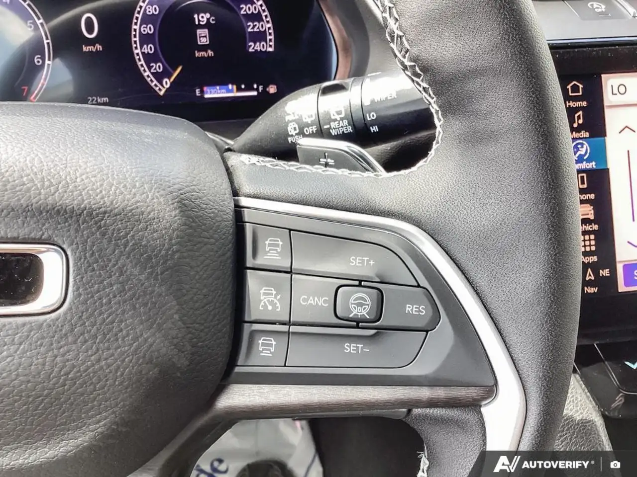 Jeep Grand Cherokee photo Jeep Grand Cherokee