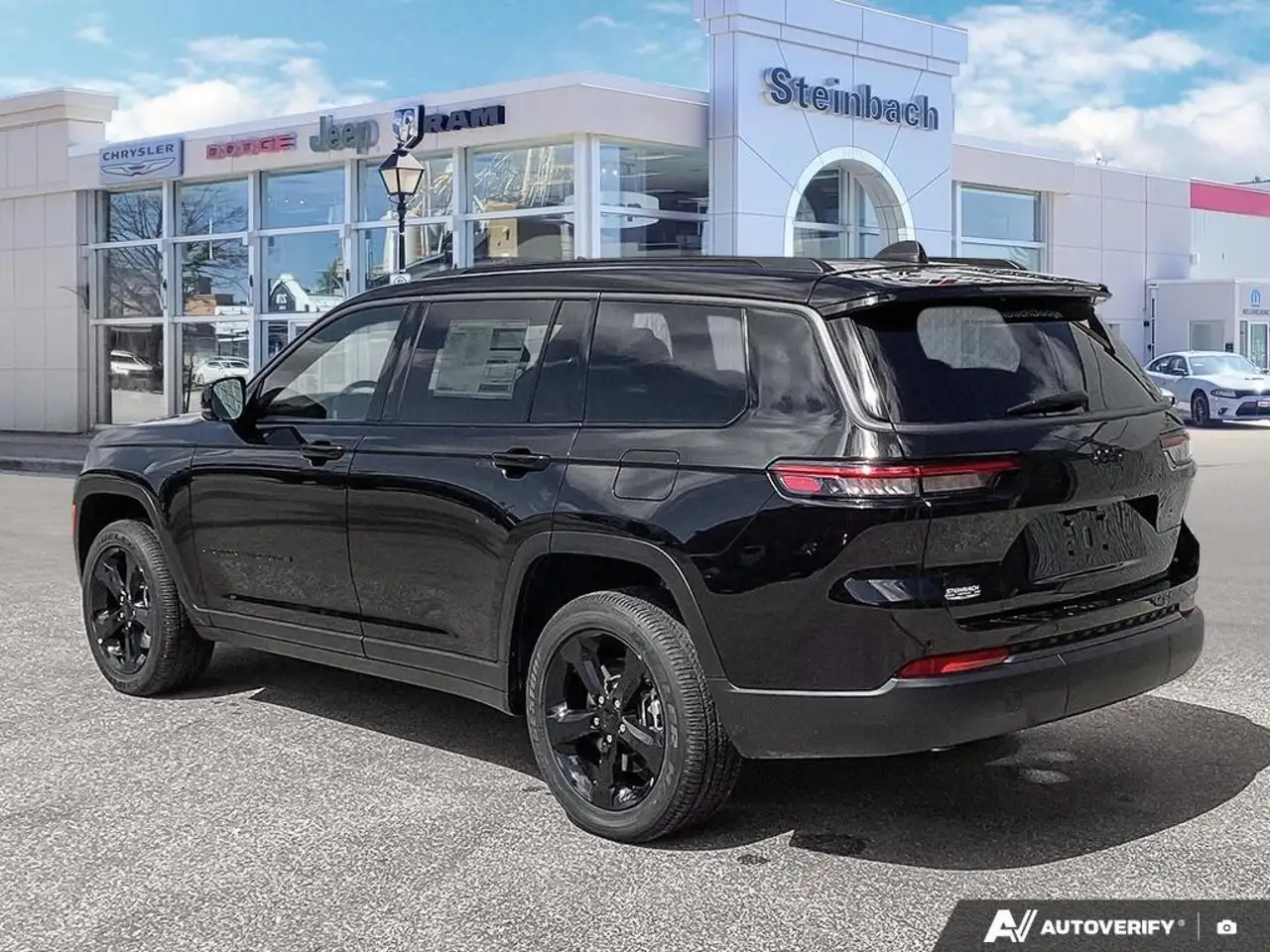 Jeep Grand Cherokee photo Jeep Grand Cherokee