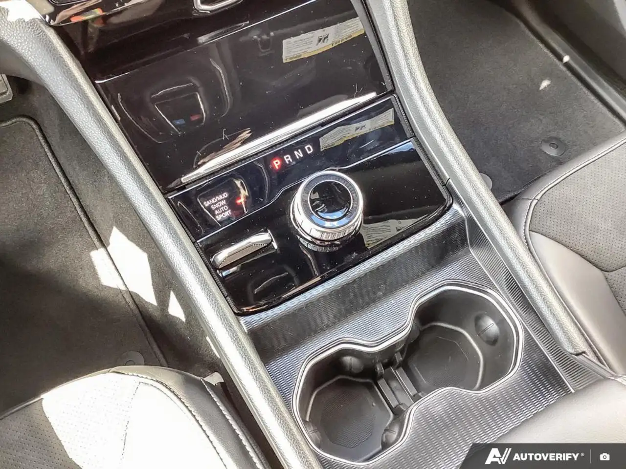 Jeep Grand Cherokee photo Jeep Grand Cherokee