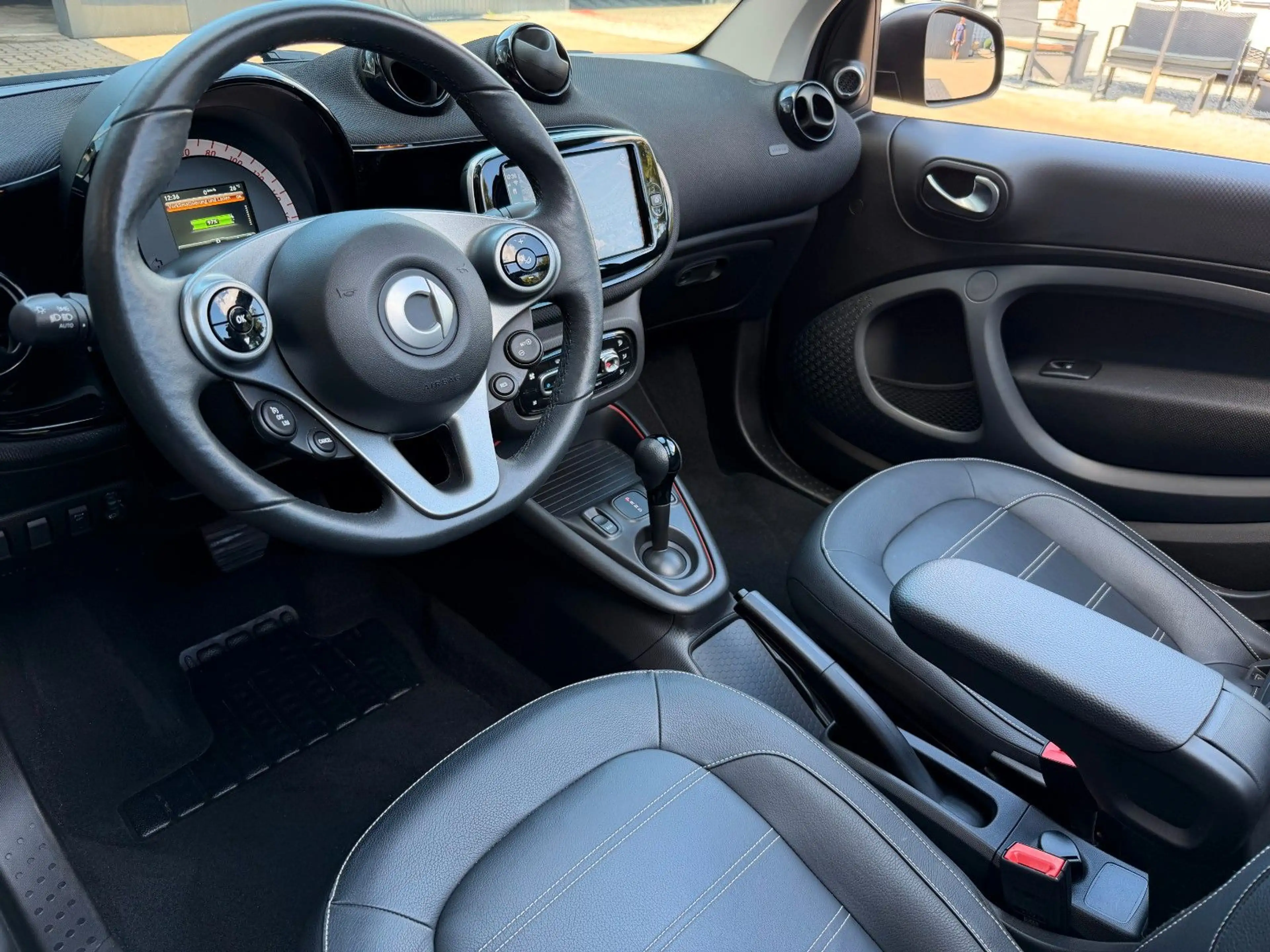smart forTwo FORTWO CABRIO EQ PRIME*EXCLUSIV*VOLL LED*LEDER* — photo 5