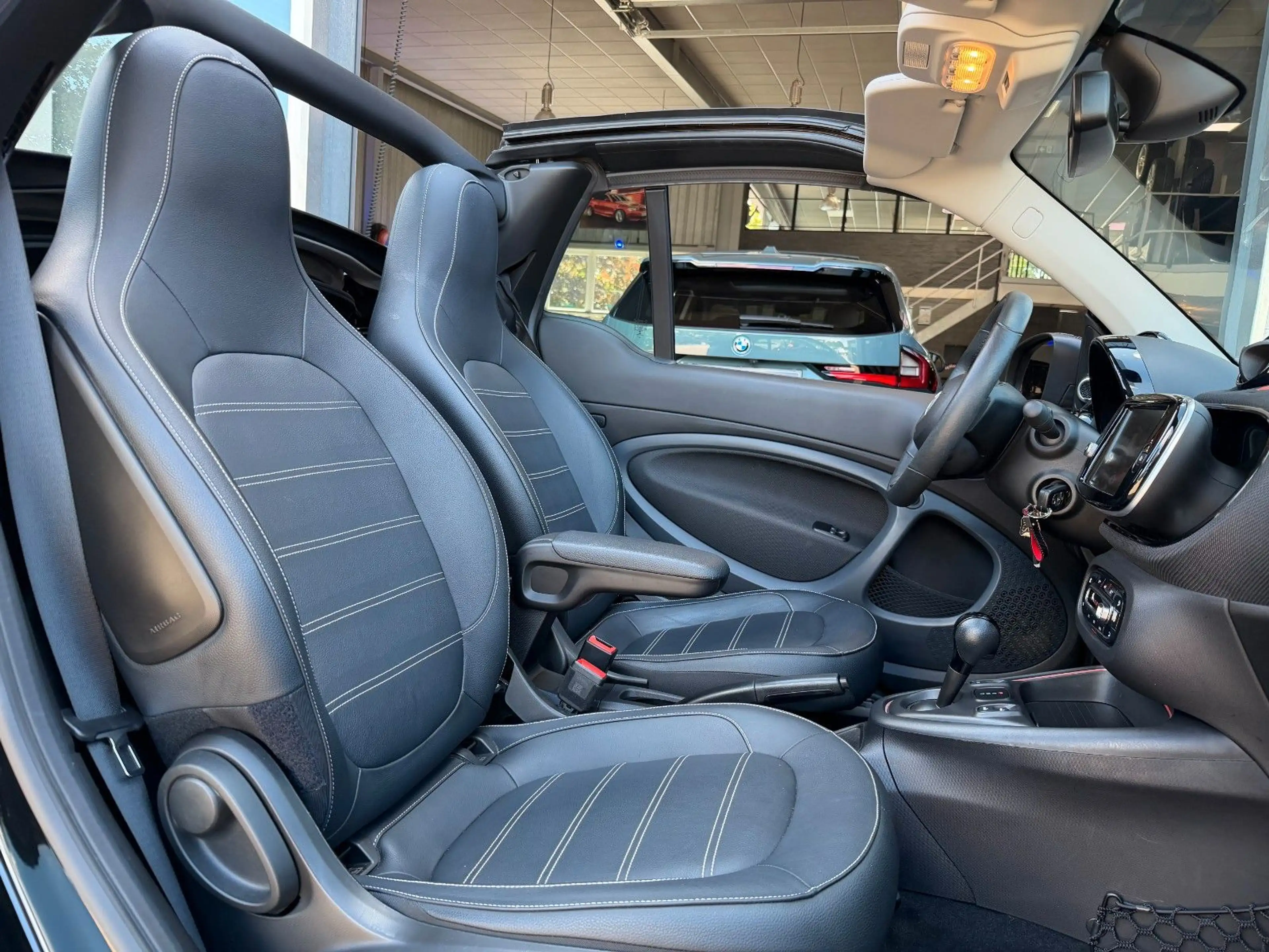 smart forTwo FORTWO CABRIO EQ PRIME*EXCLUSIV*VOLL LED*LEDER* — photo 9
