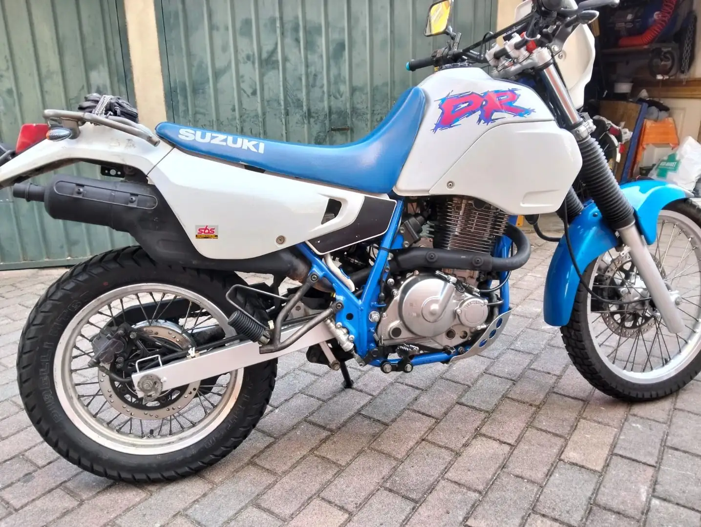 Suzuki DR 650 RSE Blauw - 2