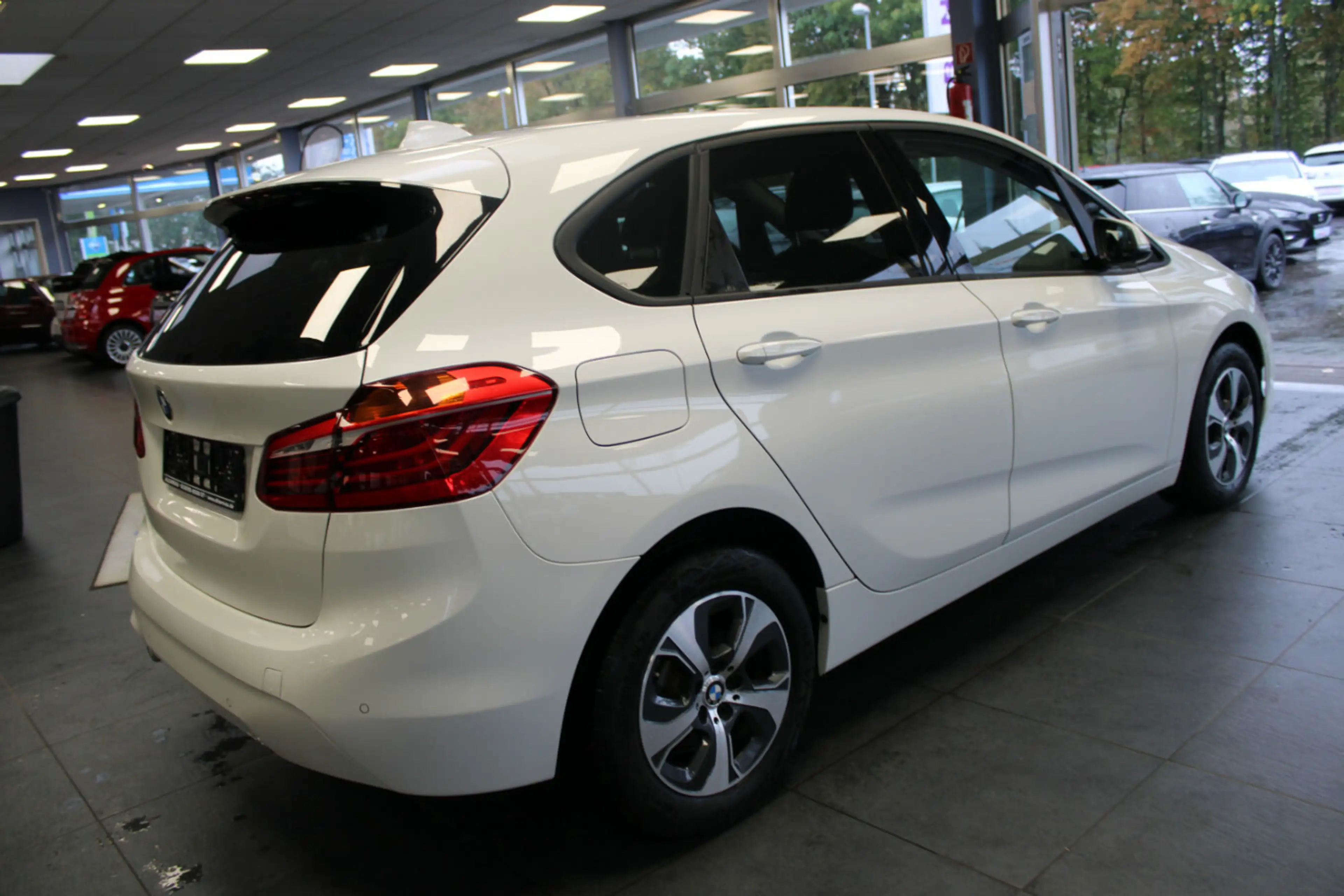 BMW 216 - Navi - SHZ - PDC - 1.HAND - — photo 7