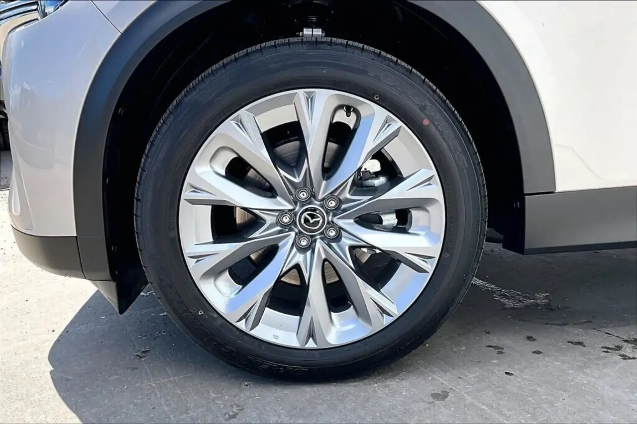 Mazda CX-90 photo Mazda CX-90