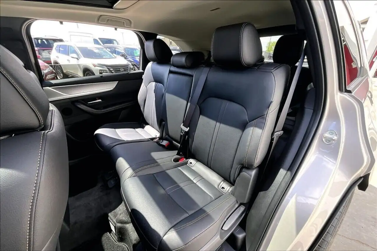 Mazda CX-90 photo Mazda CX-90