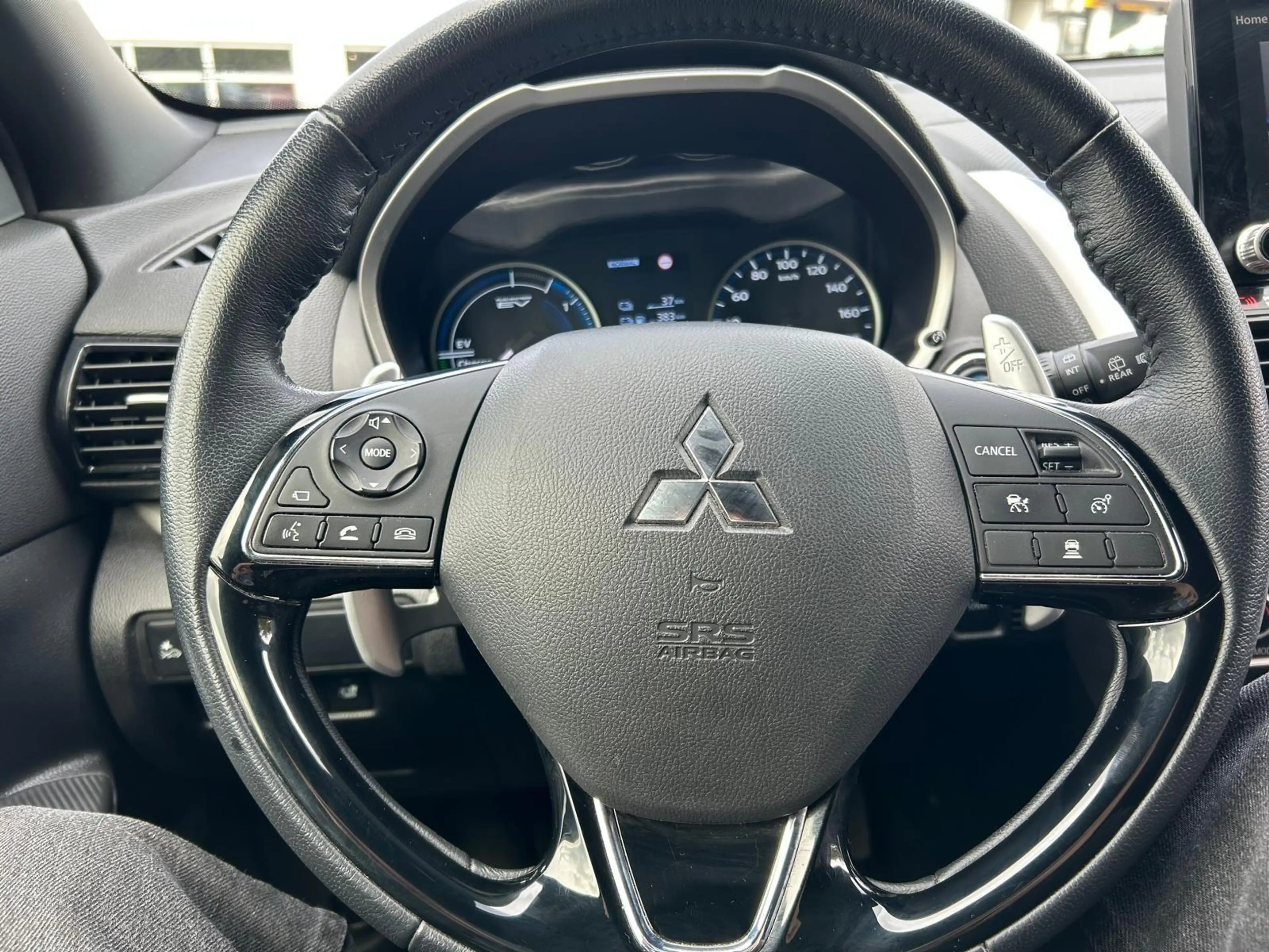 Mitsubishi Eclipse Cross Plus Select Black Hybrid 4WD — photo 12