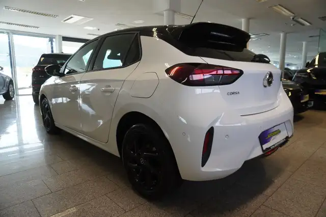 Opel Corsa view 4