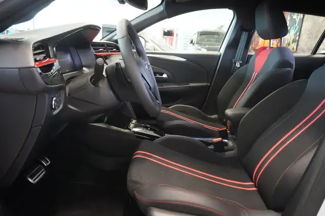 Opel Corsa view 8