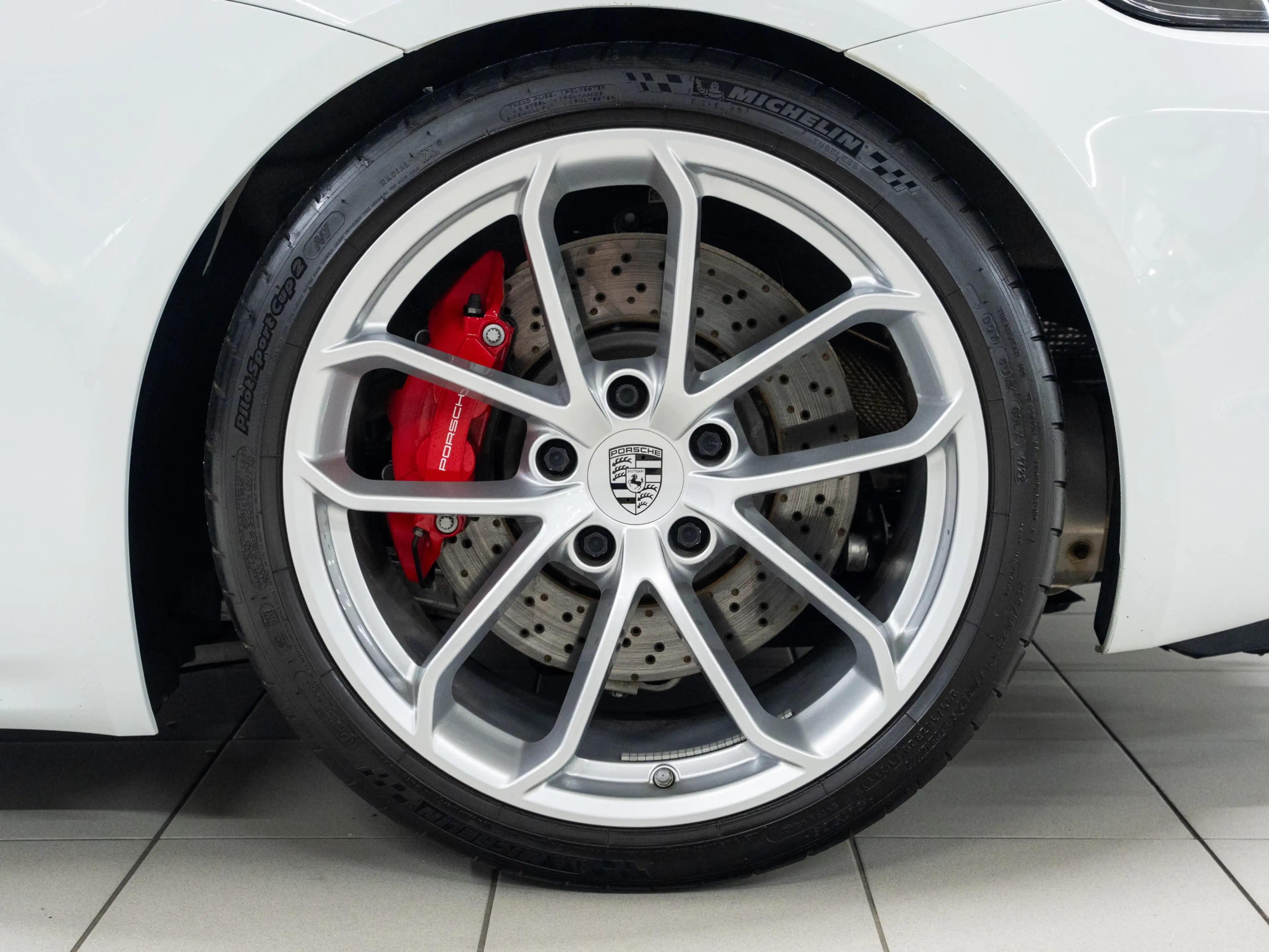 Porsche 718 Spyder Boxster — photo 12