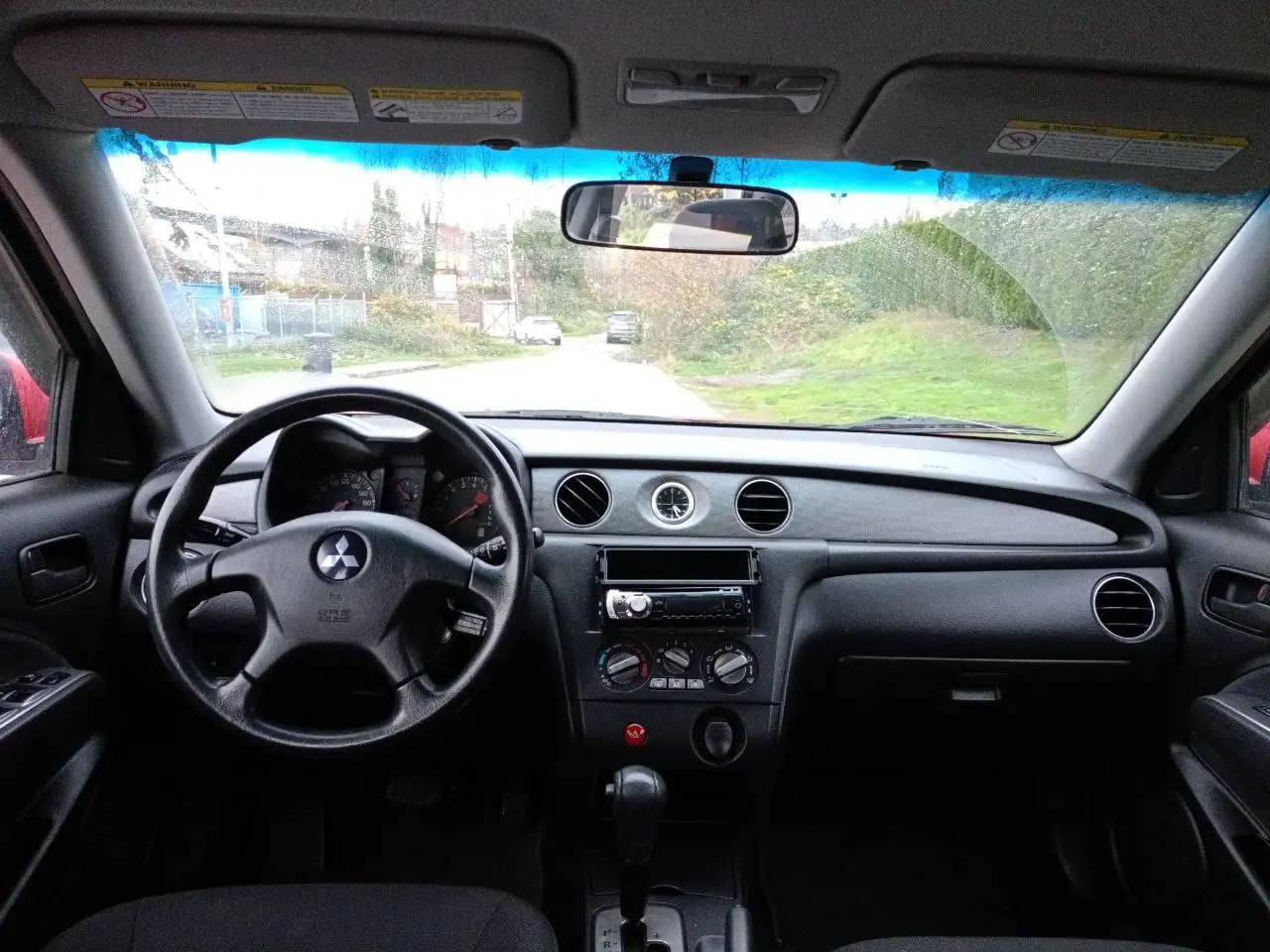 Mitsubishi Outlander снимка Mitsubishi Outlander