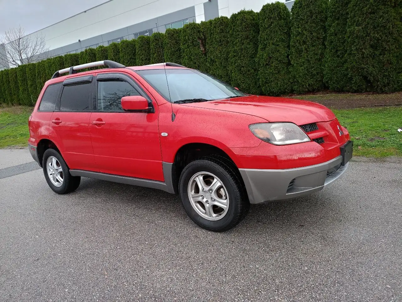 Mitsubishi Outlander снимка Mitsubishi Outlander