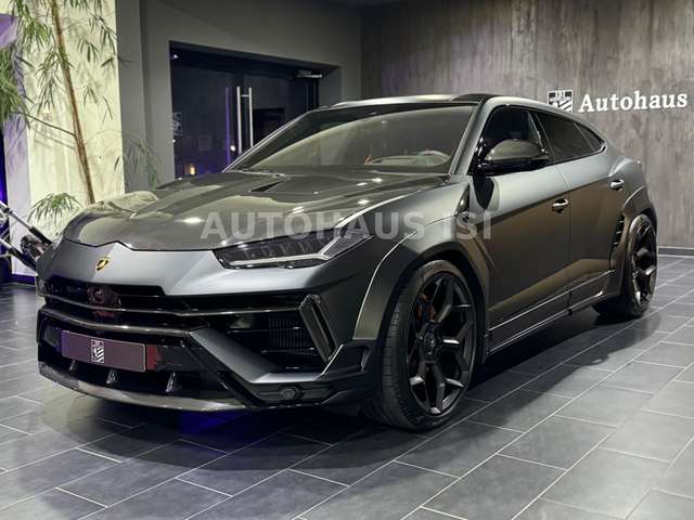 Imagine Lamborghini Urus S NOVITEC ESTESO WIDEBODY,NERO MATT,CARBON
