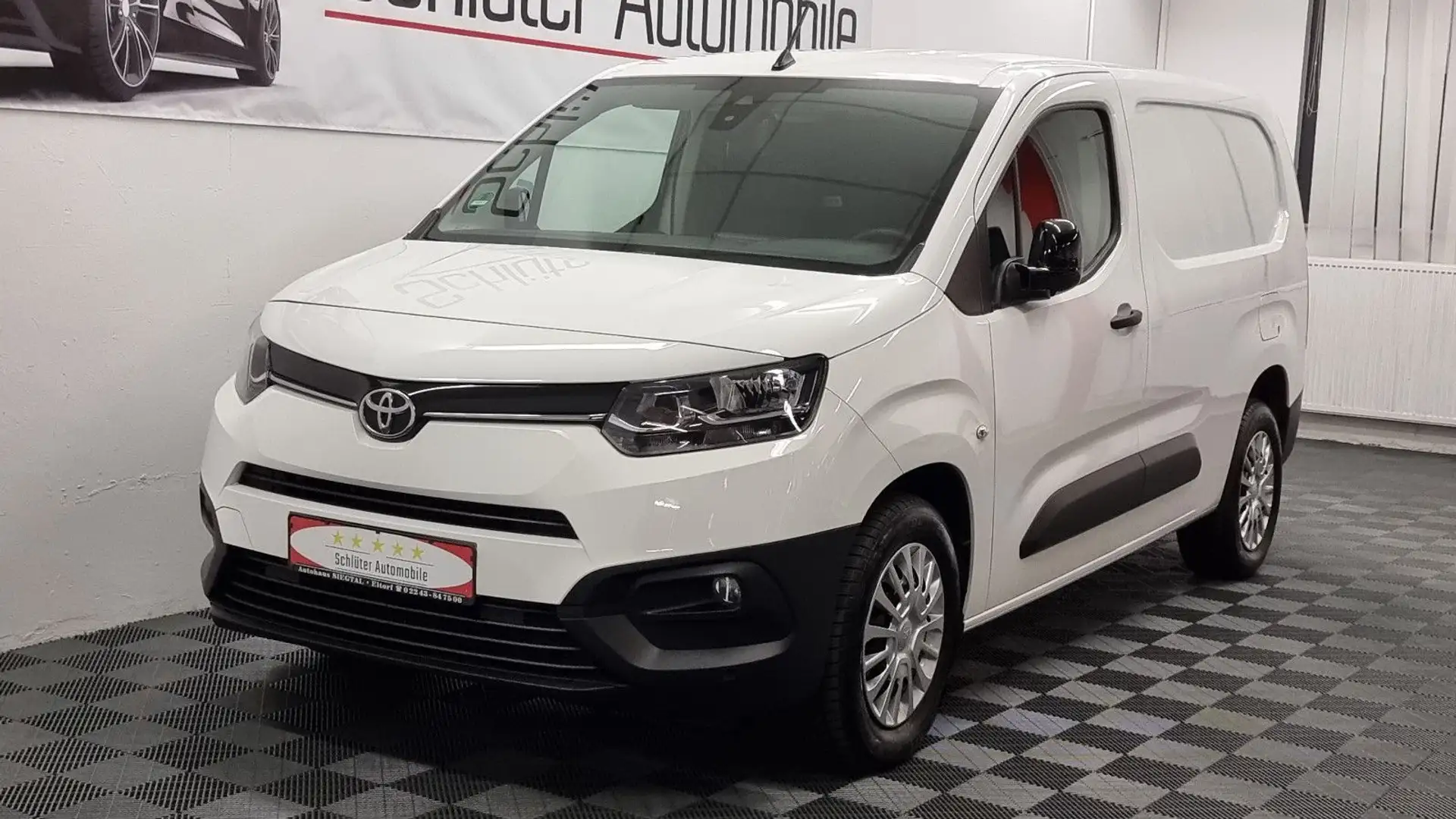 Toyota Proace 1.5 L2*Klima*Tempomat*Kamera*PDC Weiß - 1