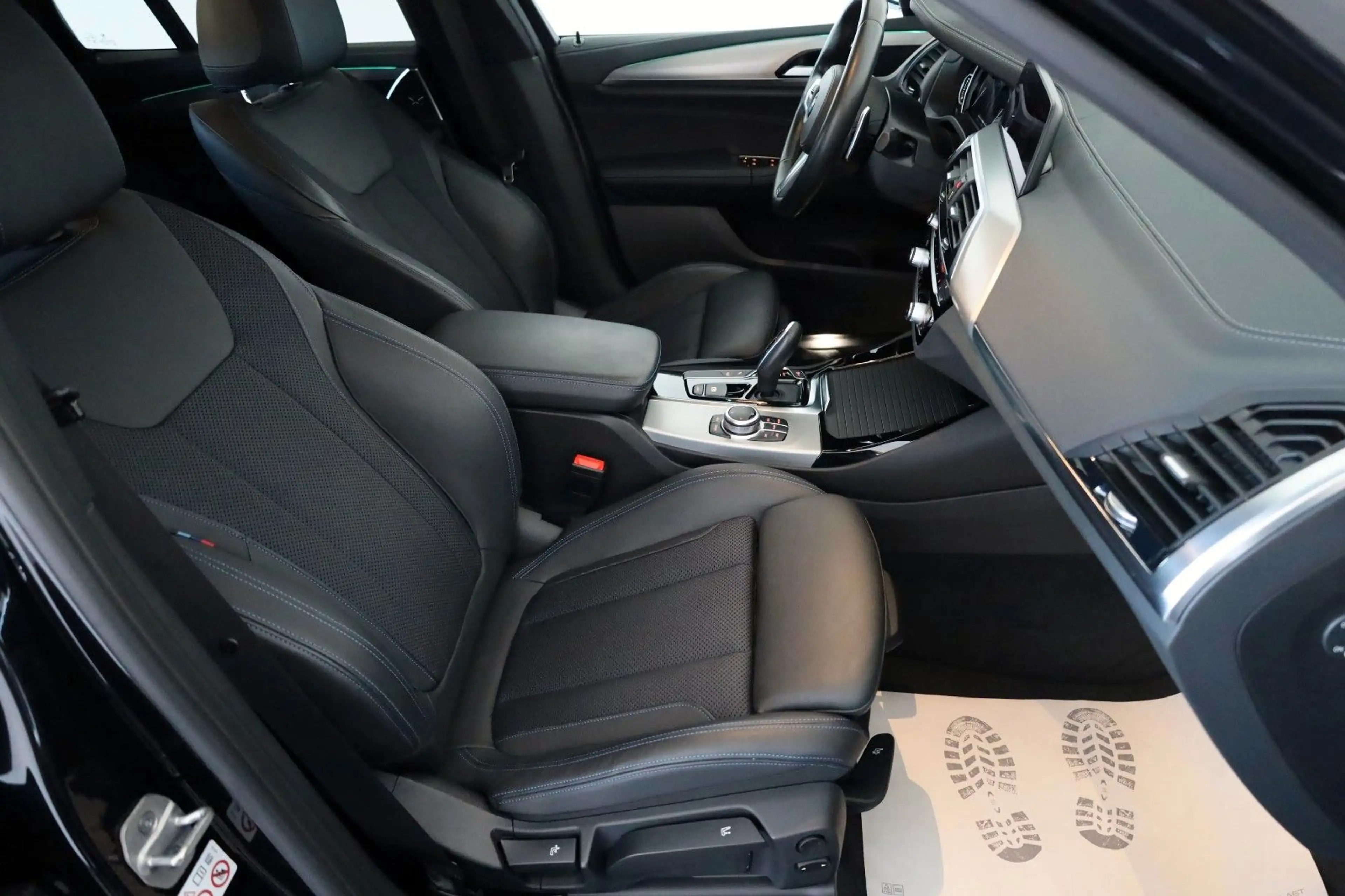 BMW X3 xDrive 20d M Sport T.Leder,Navi,LED,HUD,AHK — photo 5