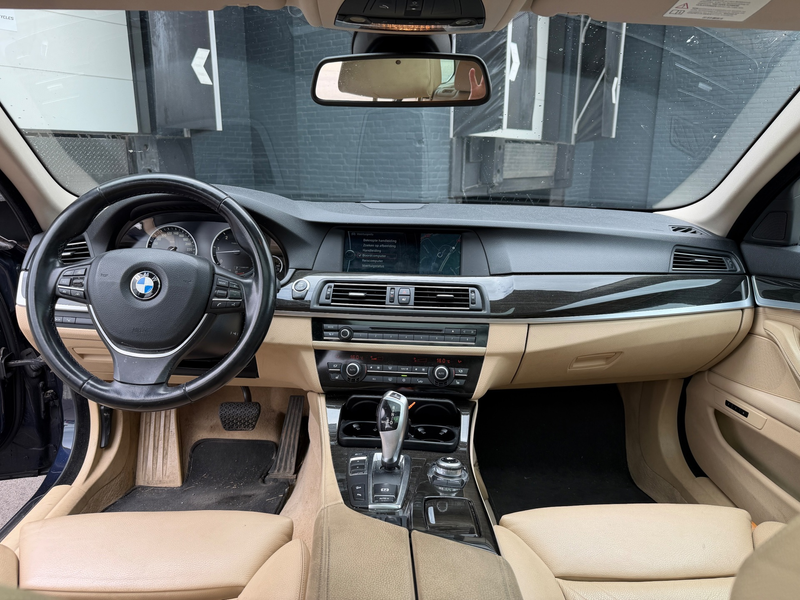 BMW 530 5-serie Touring 530xd High Executive PANO/HEAD-UP/ — photo 14