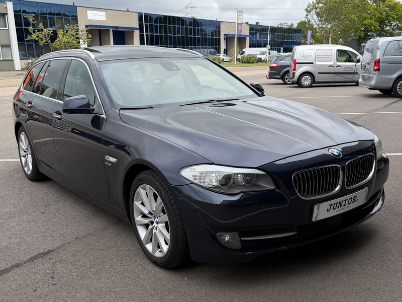BMW 530 5-serie Touring 530xd High Executive PANO/HEAD-UP/ — photo 8