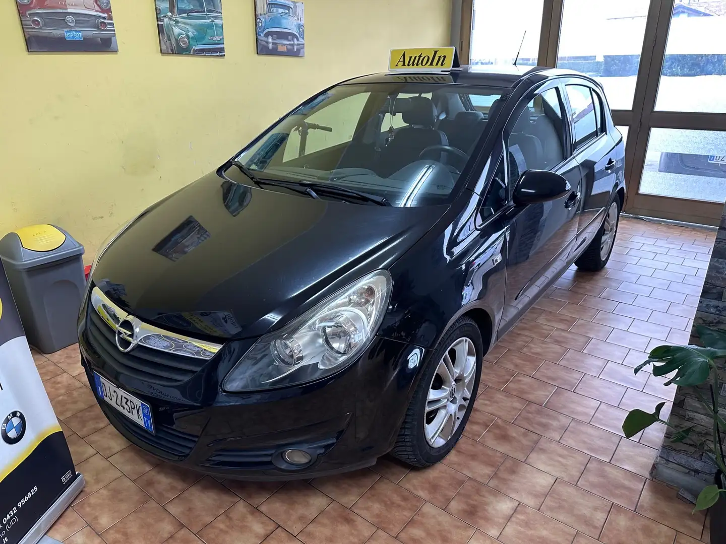 Opel Corsa Corsa 1.2 5 porte Enjoy Schwarz - 2