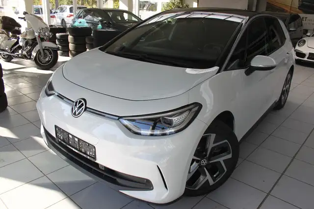 Volkswagen ID.3 PRO/WRMPE/AHK/IQLED/ACC/STZHZ/KAME/ALU19"