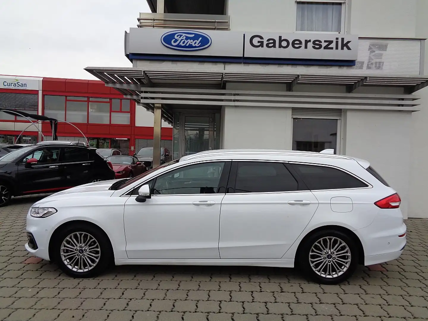 Ford Mondeo Traveller Titanium 2,0 Hybrid Aut. Weiß - 2