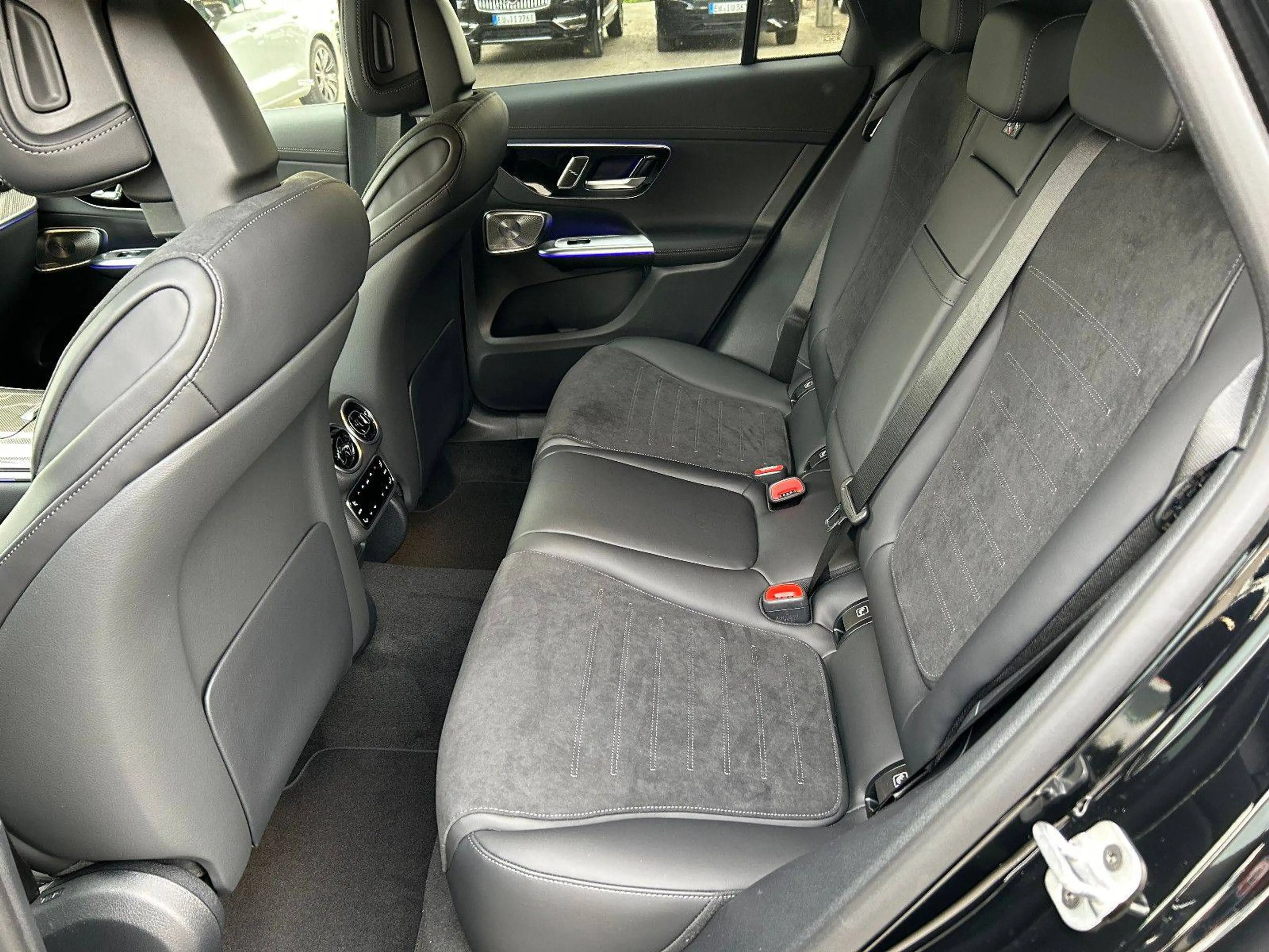 Mercedes-Benz GLC 200 GLC 200 4Matic (254.351) — photo 11