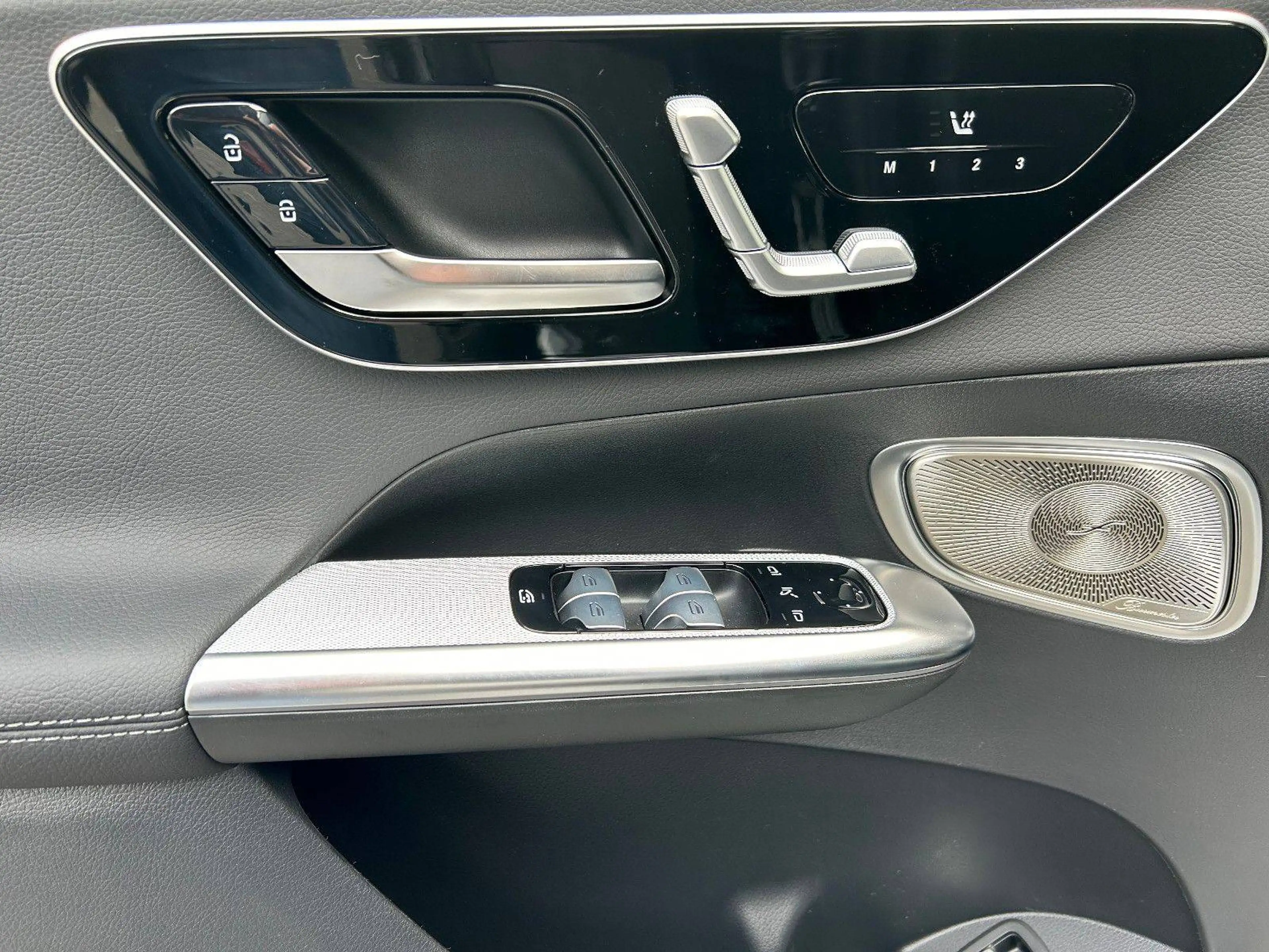 Mercedes-Benz GLC 200 GLC 200 4Matic (254.351) — photo 13