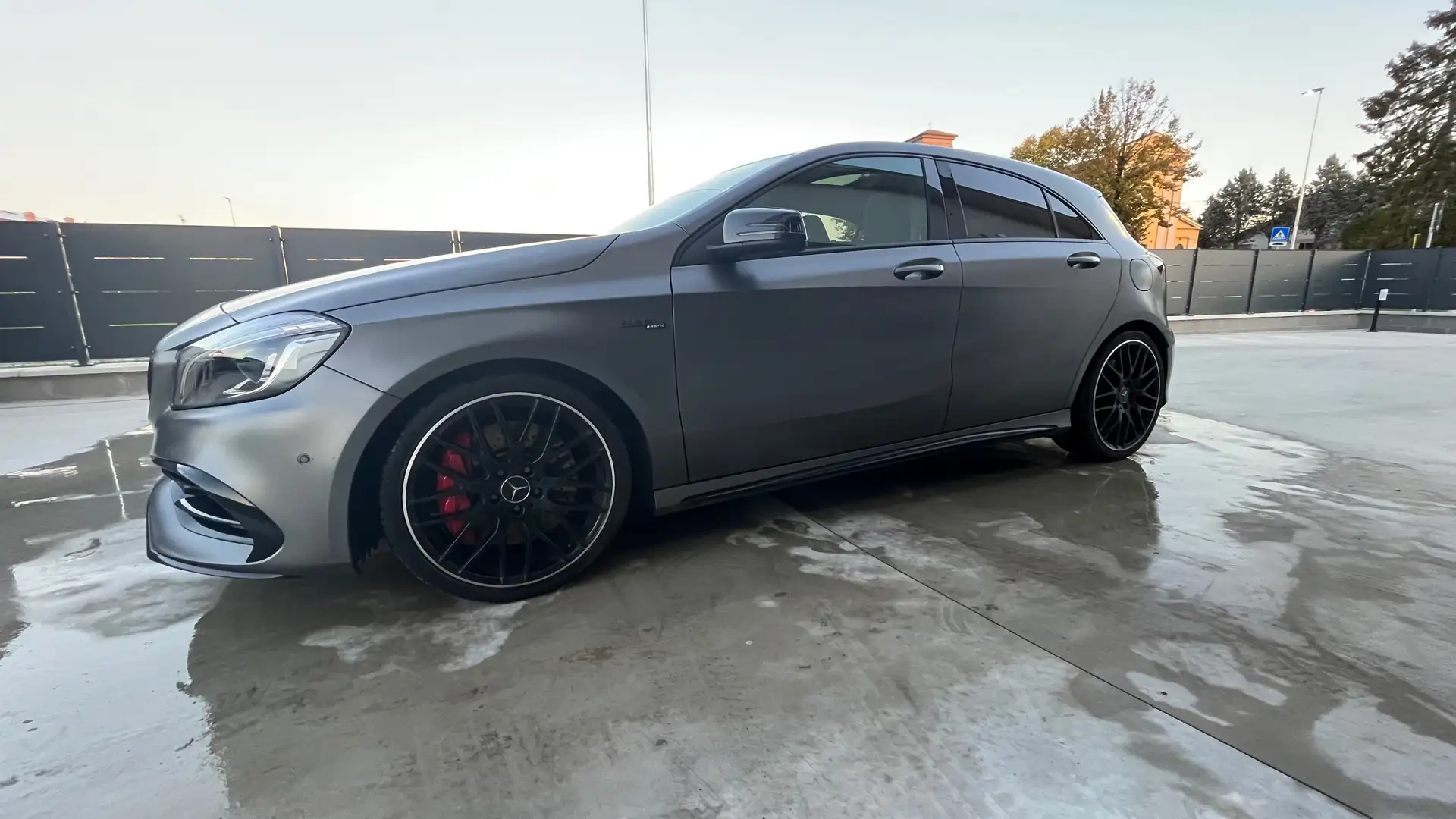 Mercedes-Benz A 45 AMG A 50 LIMITED EDITION siva - 2