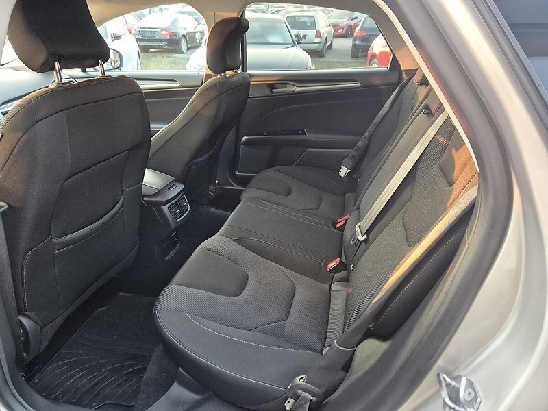 Ford Mondeo Titanium 2,0 TDCi — photo 14