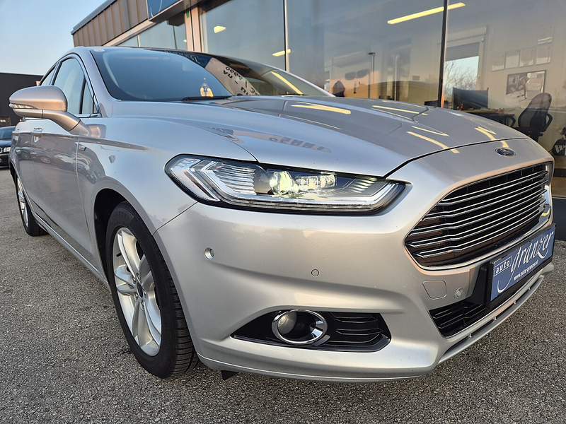 Ford Mondeo Titanium 2,0 TDCi — photo 4