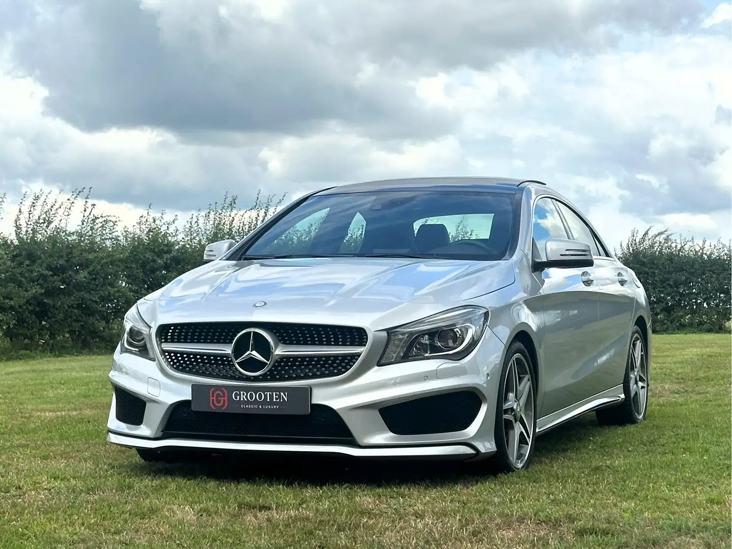 Mercedes-Benz CLA 200 CLA AMG - Edition 1 - Panorama Gris - 2