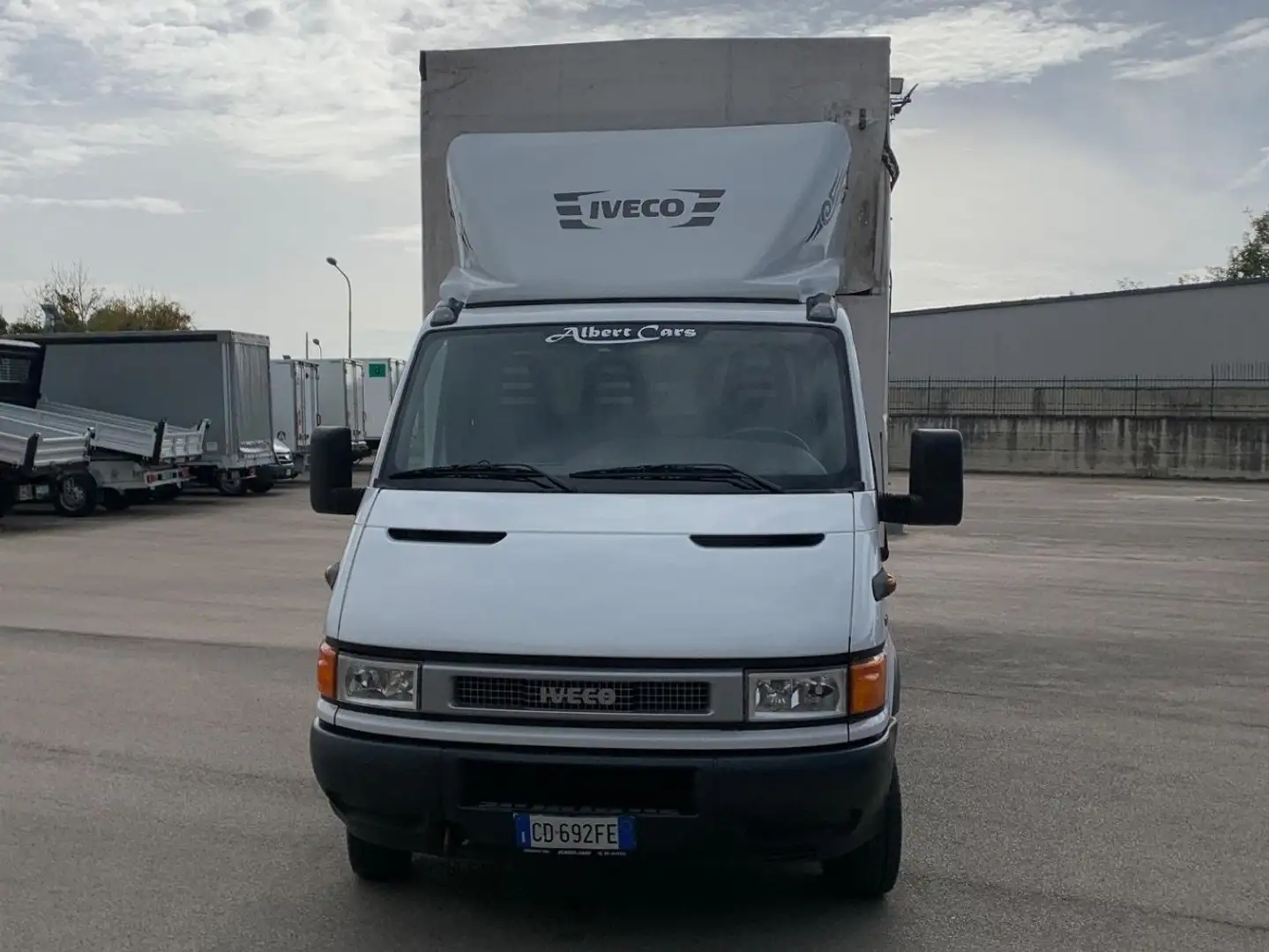 Iveco Daliy 35c15 cassone e centina 116000 kilometri Bianco - 1