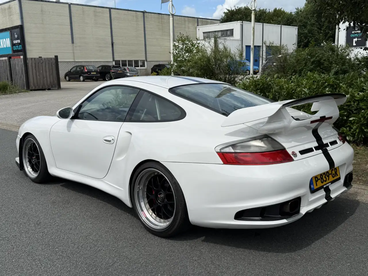 Porsche 911 3.6 GT3 996 425PK Gemballa, foto 3