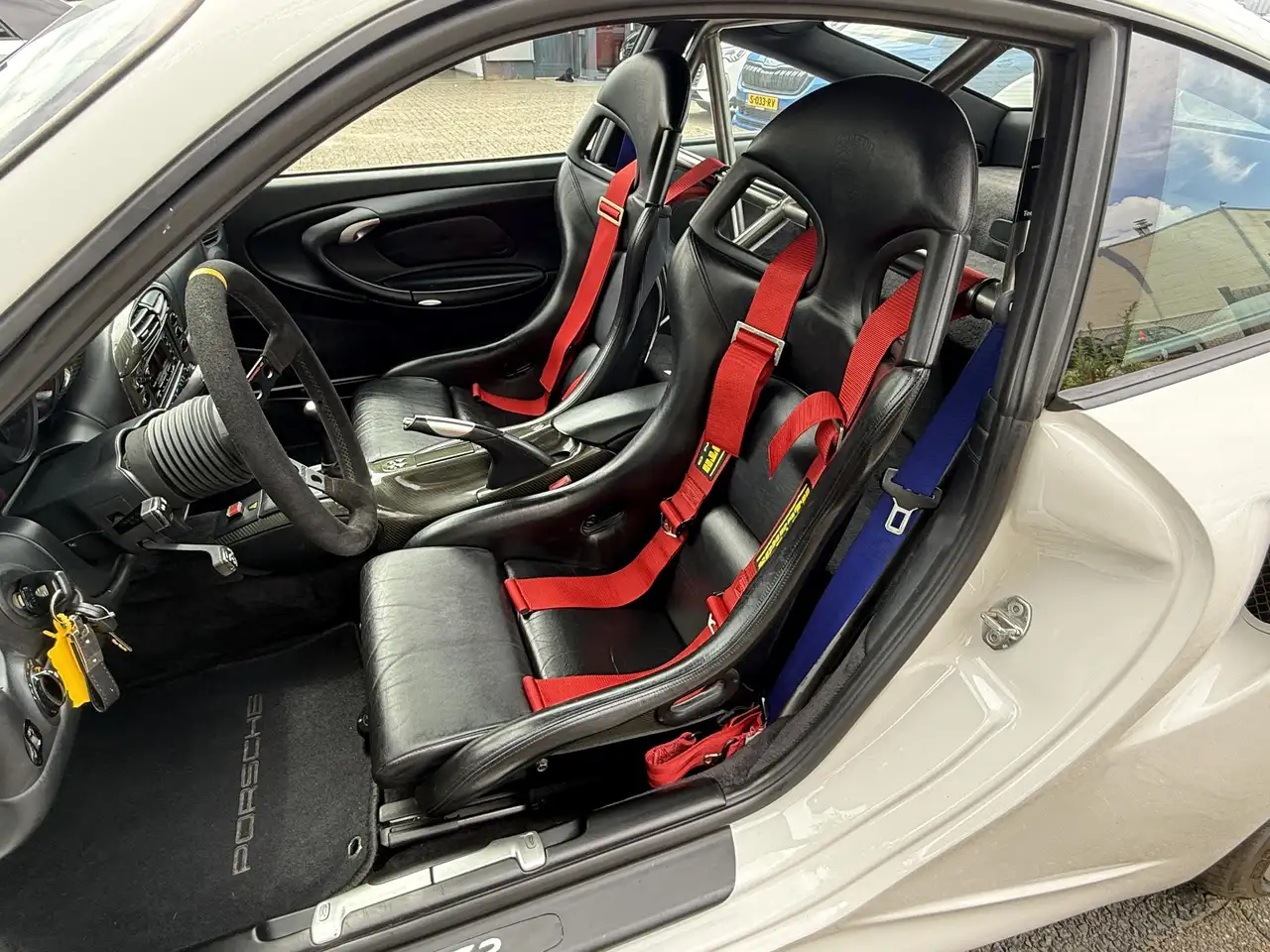Porsche 911 3.6 GT3 996 425PK Gemballa, foto 12