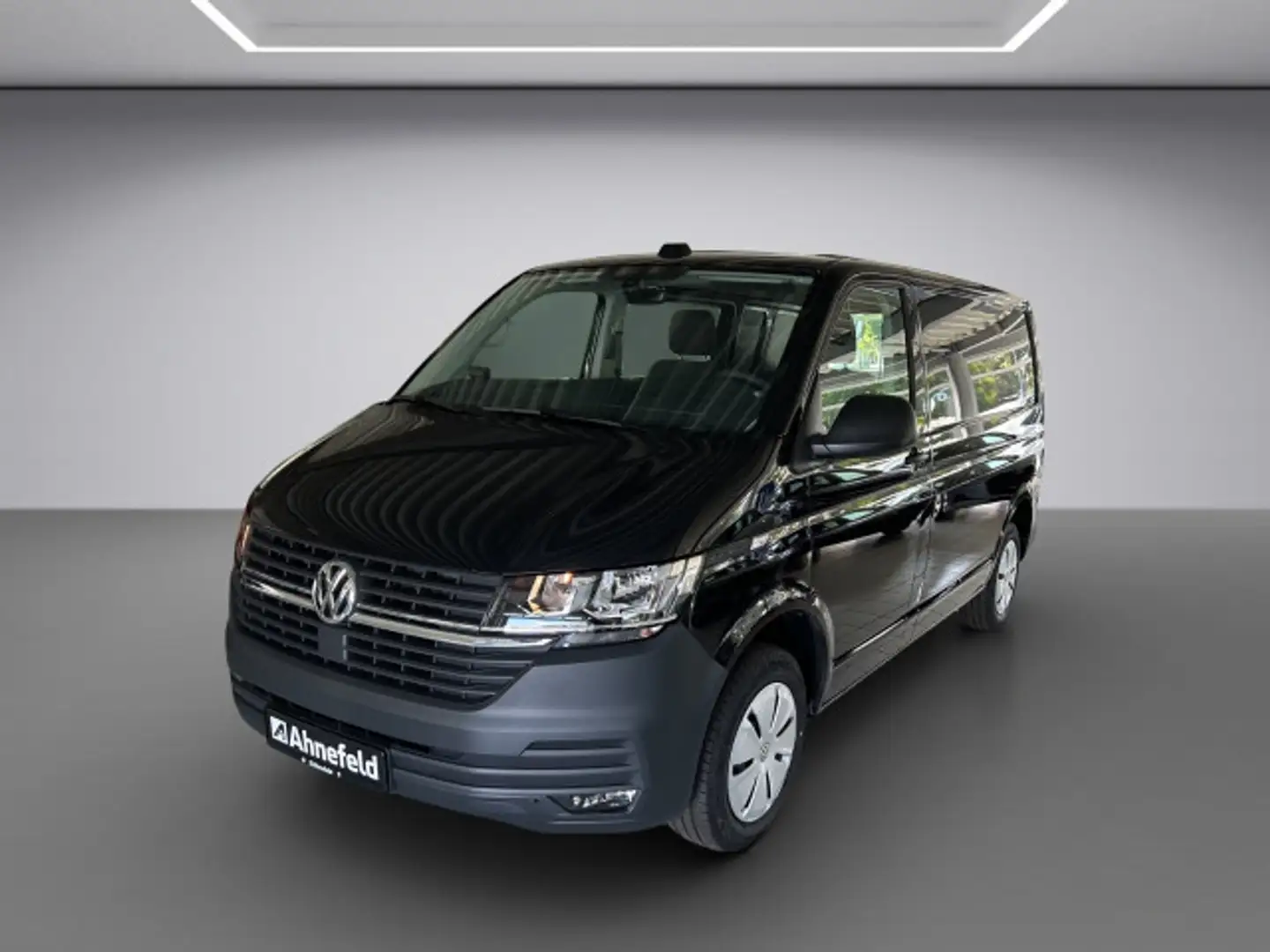 Volkswagen Transporter 6.1 Kasten Motor: 2,0 l TDI SCR 110 kW Getriebe: 6 Negro - 2