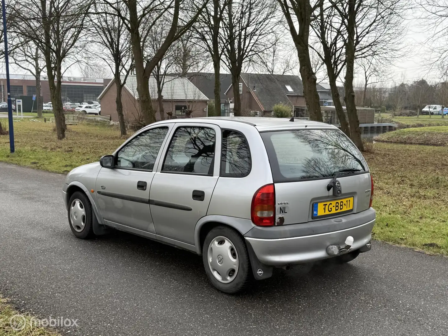 Opel Corsa 1.4i Strada*APK 10/26*PANORAMADAK Grau - 2
