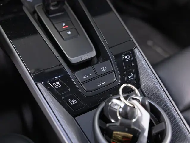 Porsche 911 Carrera 4S Coupé I (992) Ansicht 26