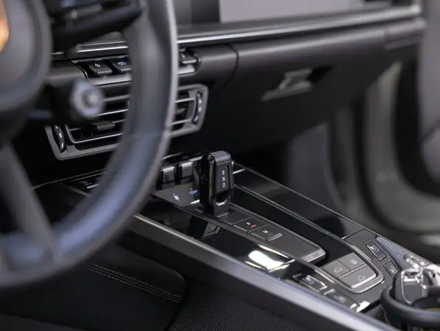 Porsche 911 Carrera 4S Coupé I (992) Ansicht 43