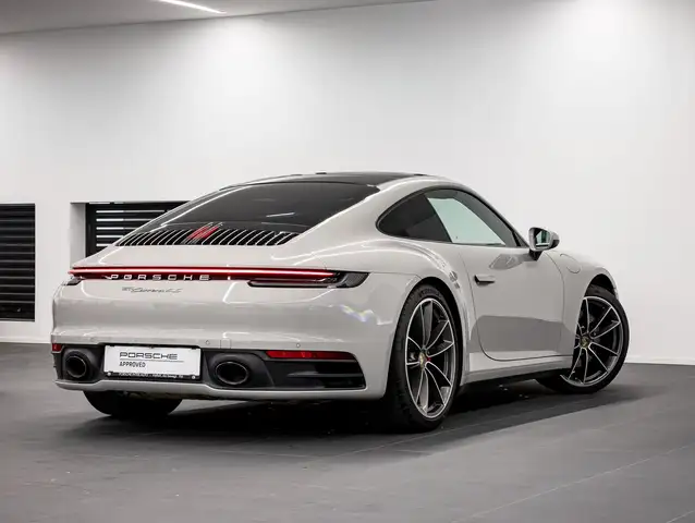 Porsche 911 Carrera 4S Coupé I (992) Ansicht 6