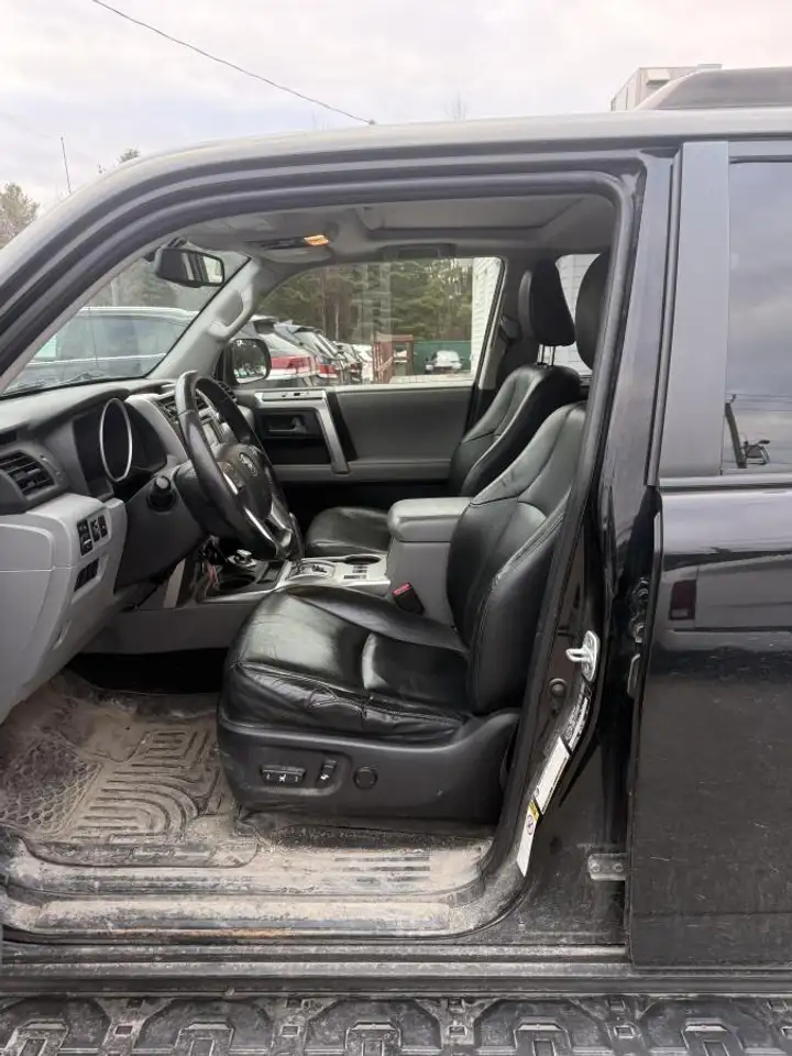 Toyota 4-Runner снимка Toyota 4-Runner