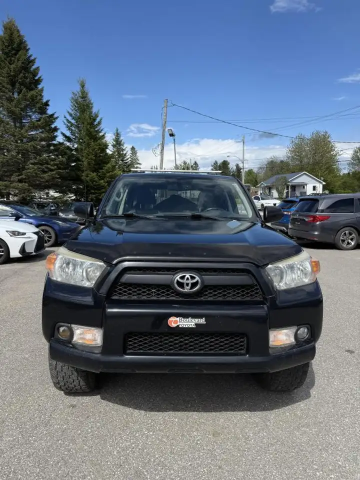 Toyota 4-Runner снимка Toyota 4-Runner