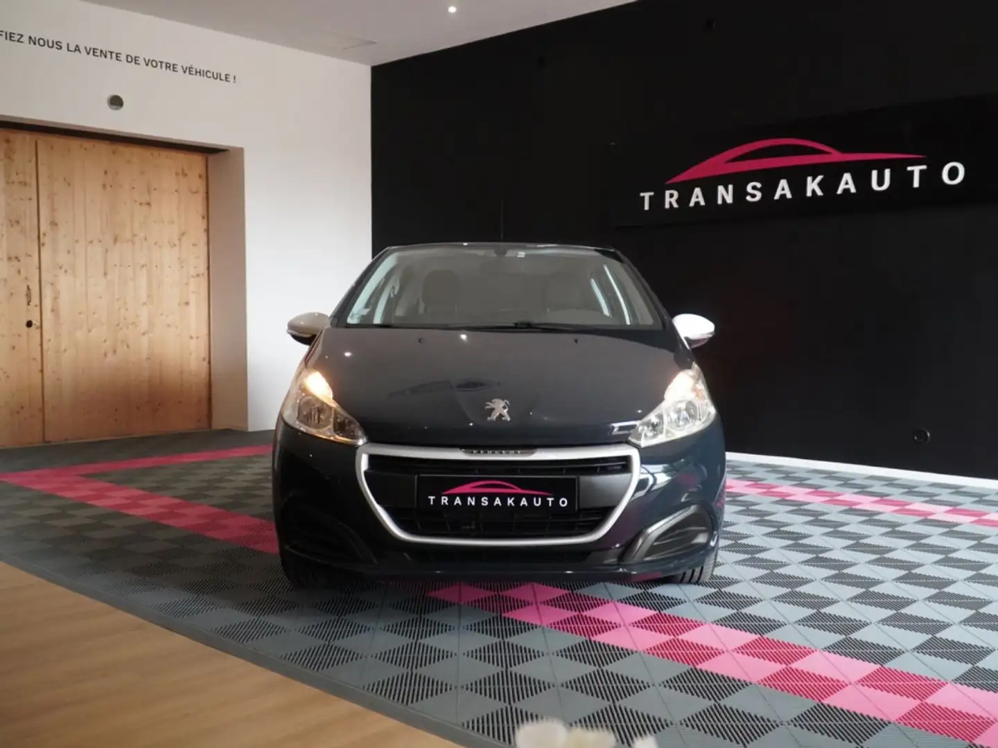 Peugeot 208 1.2 68ch BVM5 Like / COURROIE NEUVE Gris - 2