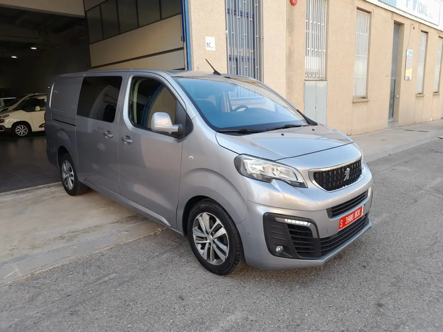 Peugeot Expert Fg. Standard 2.0BlueHDi S&S Premium EAT8 12 Grau - 1
