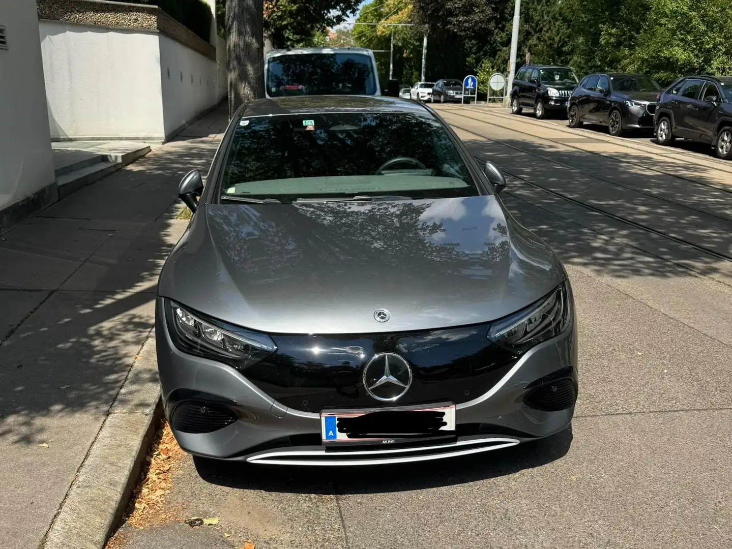 Mercedes-Benz EQE 300 Österreich E Grau - 2