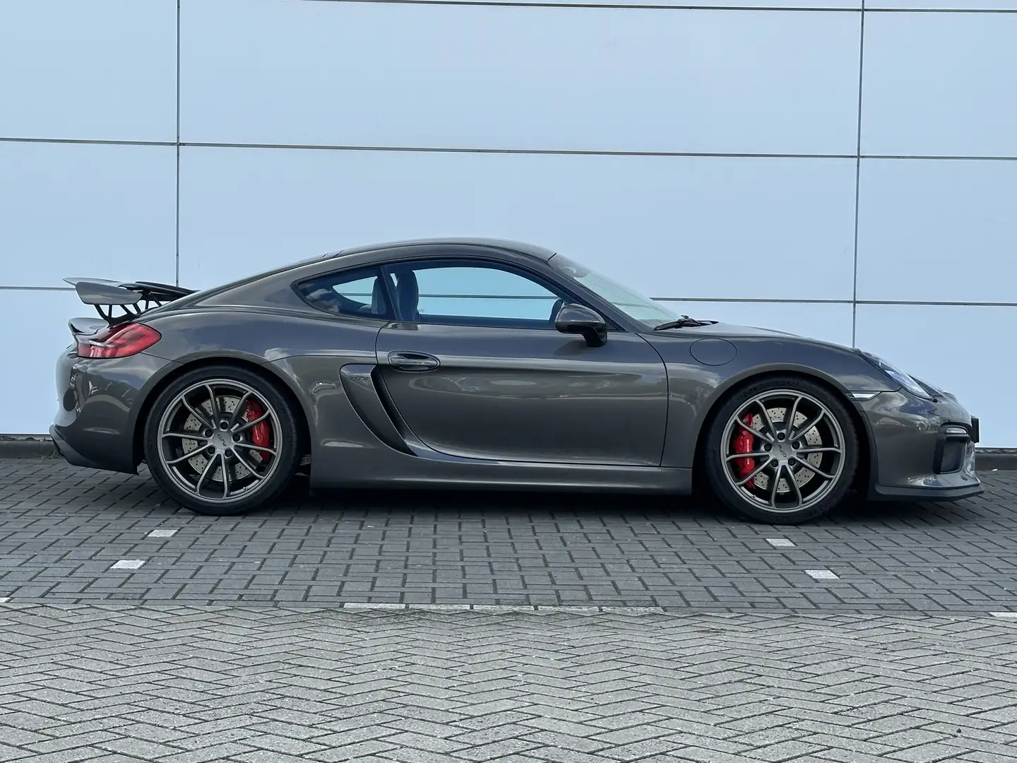Porsche Cayman GT4/CHRONO/SPORTUITLAAT/STOELVERW Grijs - 2