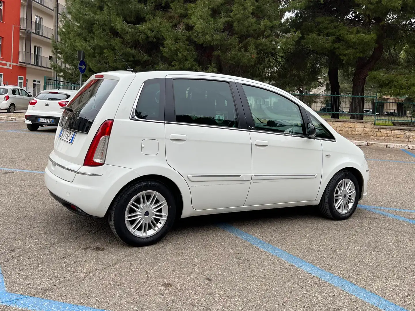 Lancia MUSA Musa 1.3 mjt Platinum Wit - 1