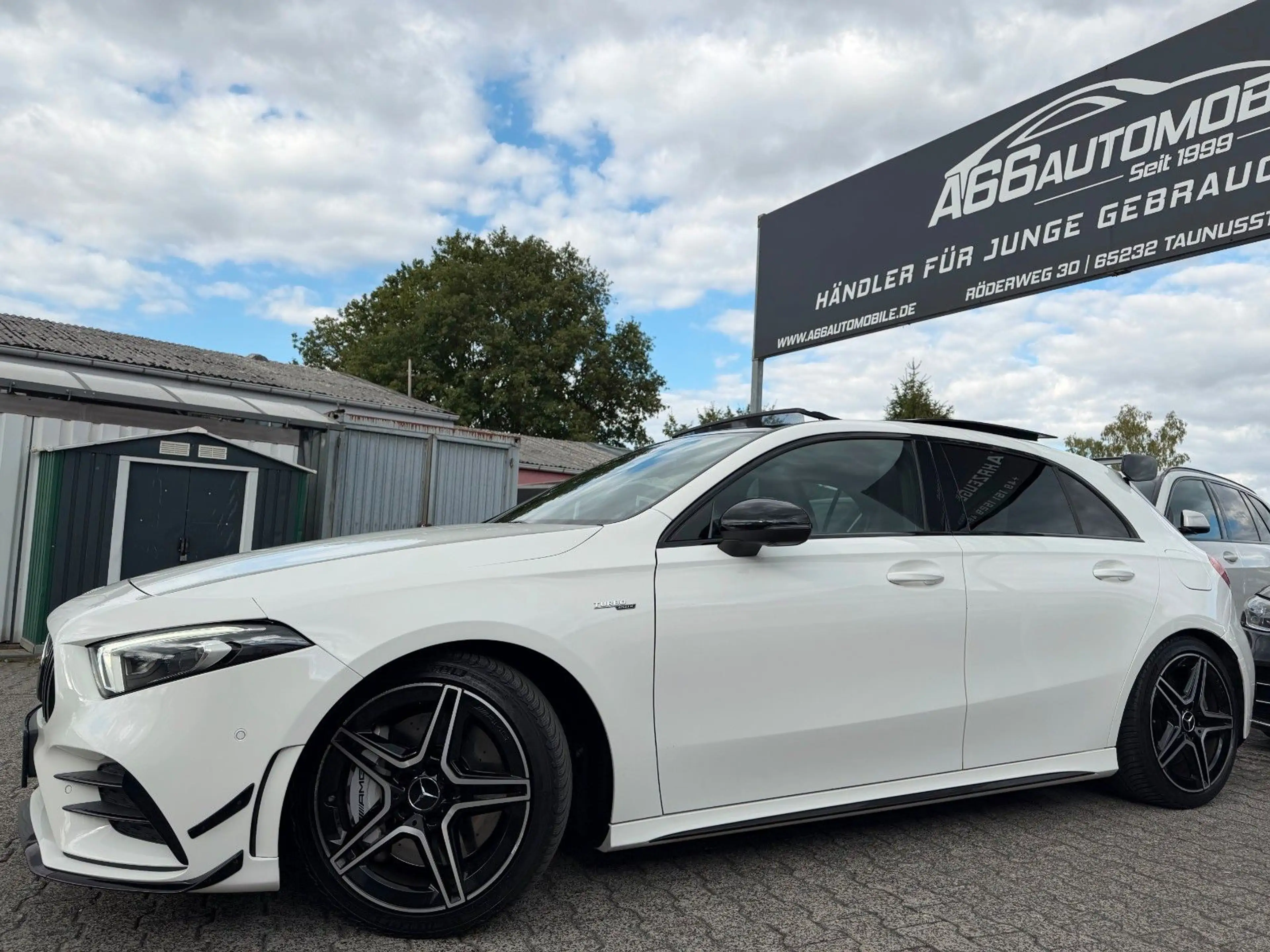 Mercedes-Benz A 35 AMG 4M AERO*Racing-Kit*PANO*DISTR+*Abgas — photo 13