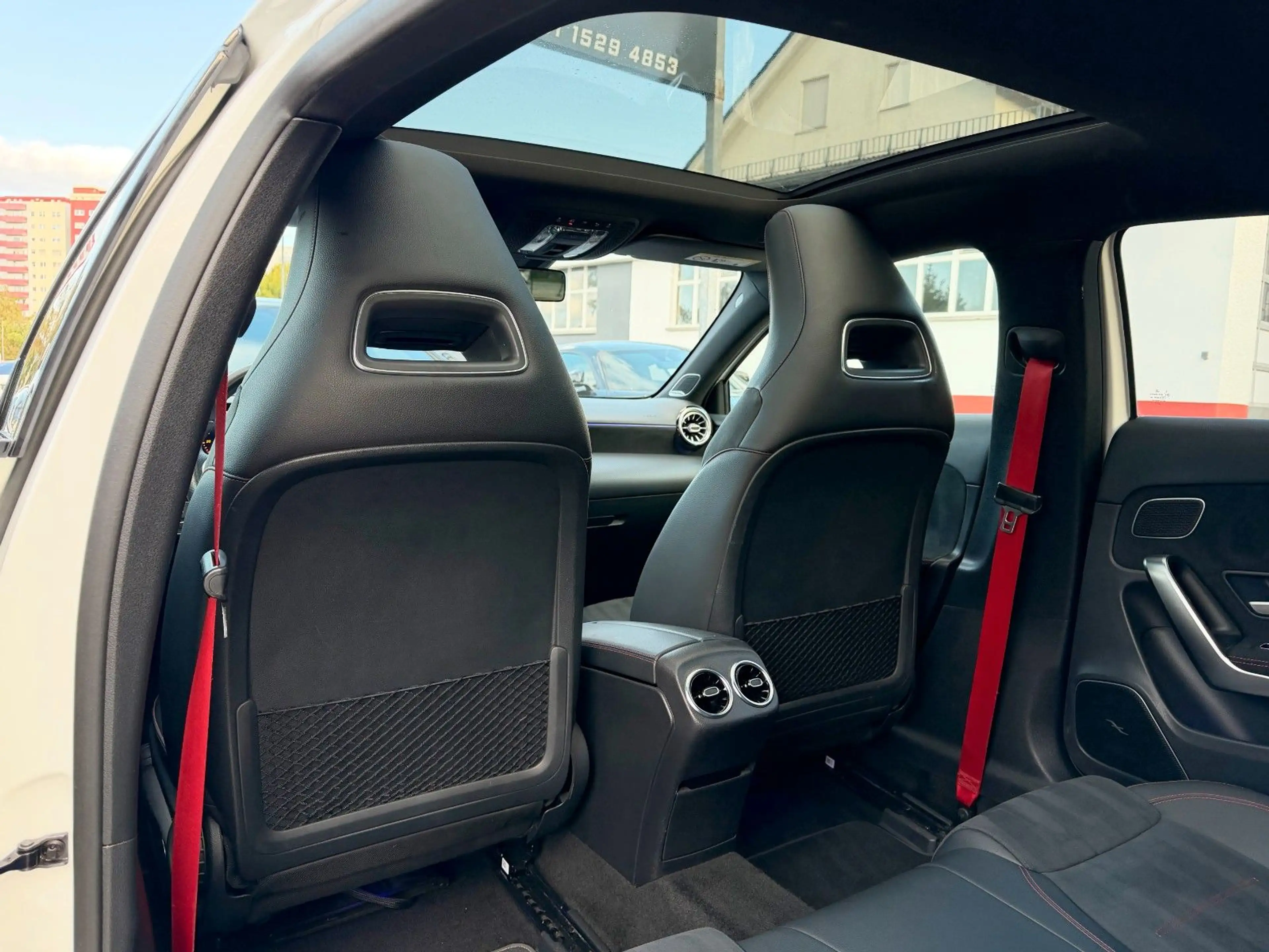 Mercedes-Benz A 35 AMG 4M AERO*Racing-Kit*PANO*DISTR+*Abgas — photo 14