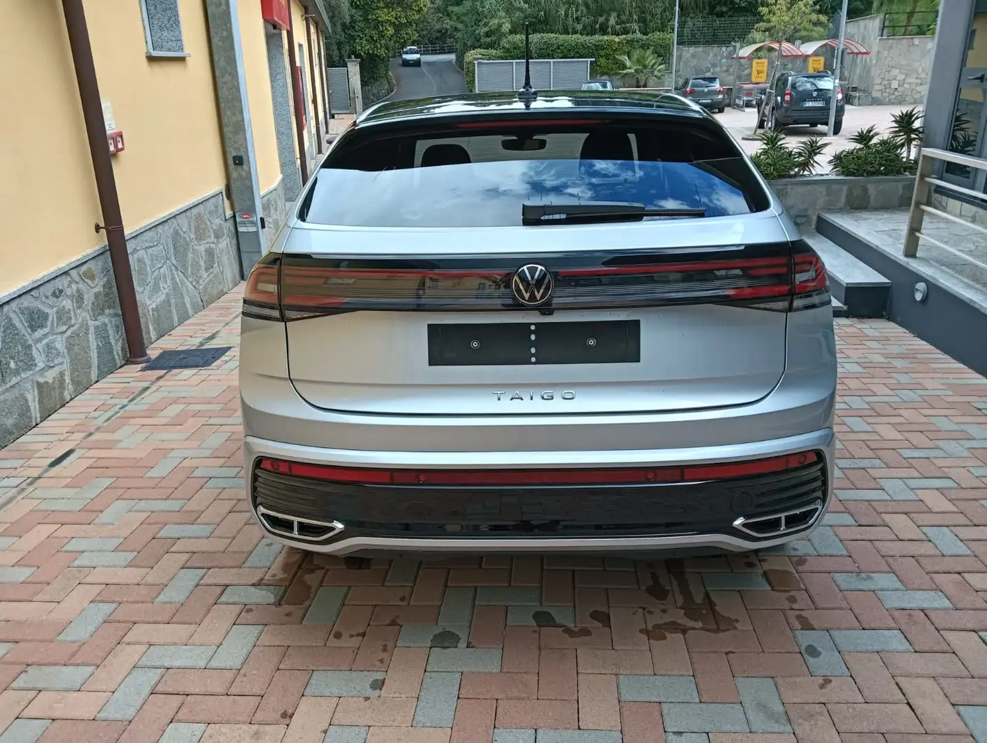 Volkswagen Taigo Taigo 1.0 tsi R-Line Plus 115cv Silber - 2